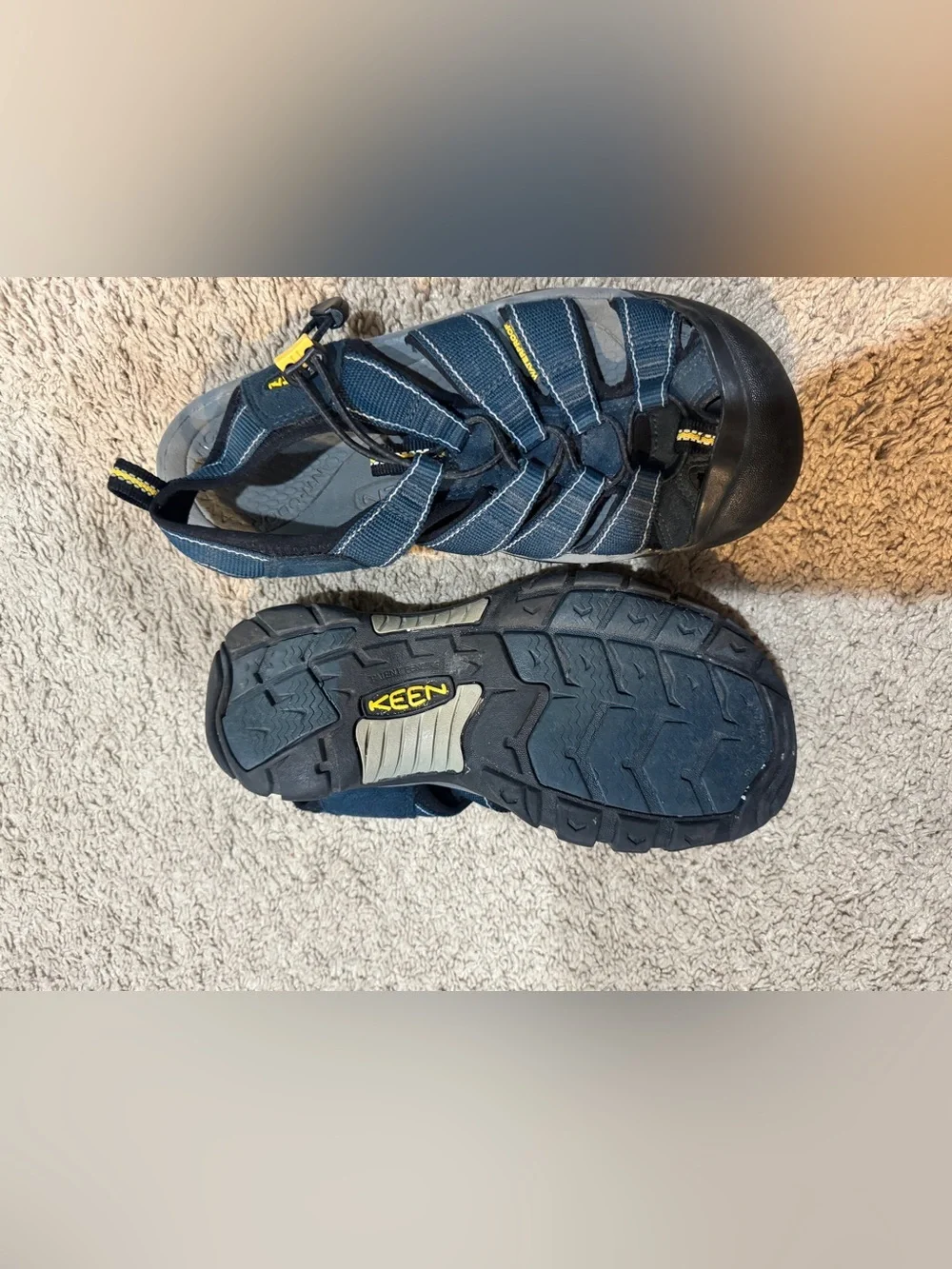 Keen Men's Closed-Toe Outdoor Sandal in Navy, Black & Yellow Accent. Newport H2